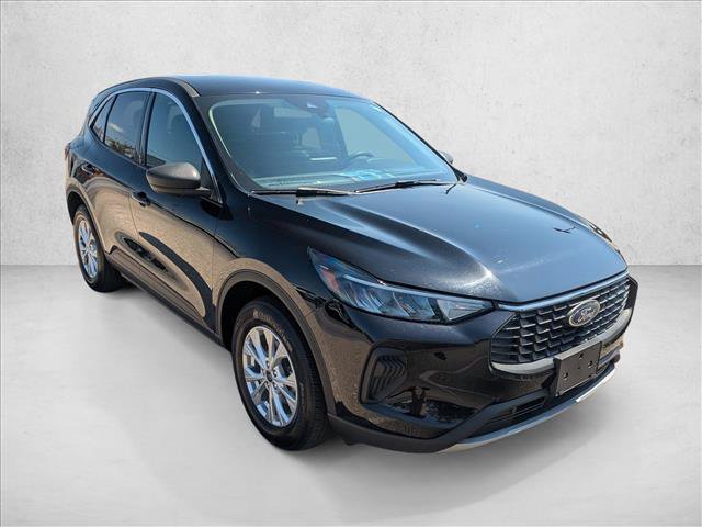 Used 2024 Ford Escape Active AWD/4WD image 3