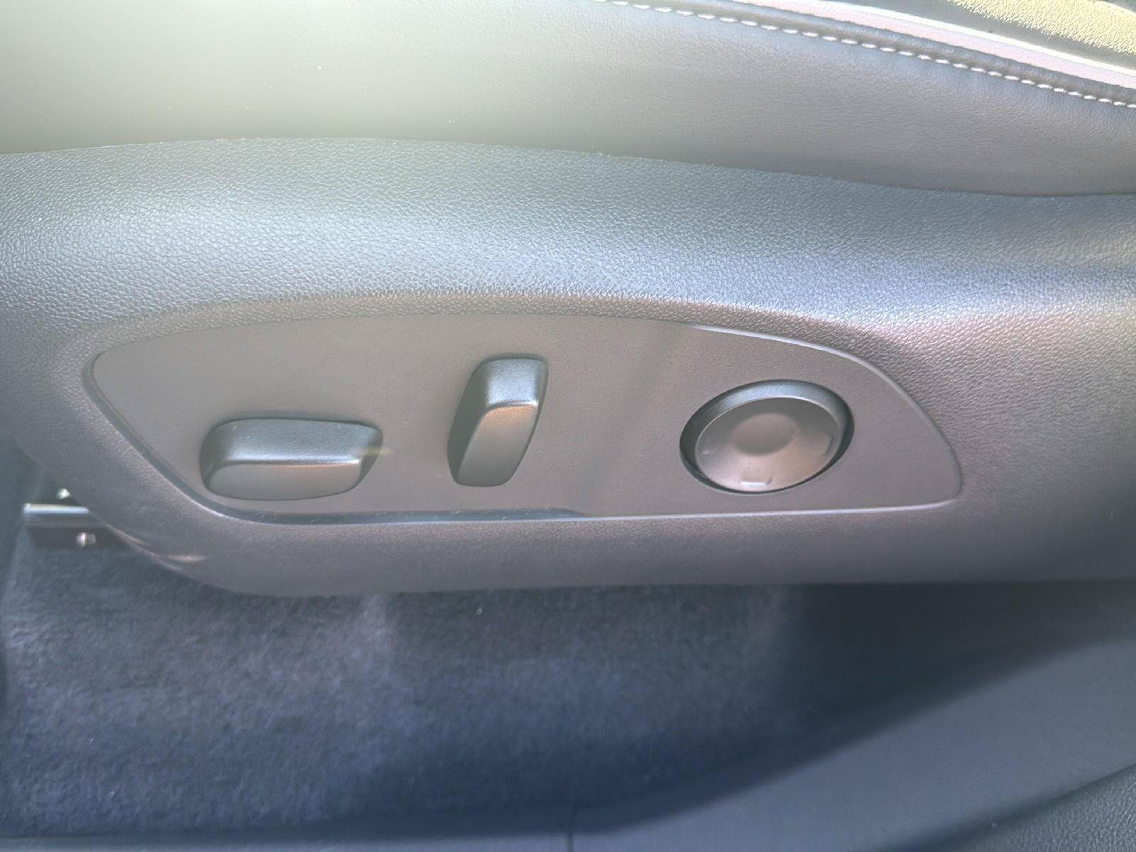Used 2026 Buick Enclave Sport Touring AWD/4WD image 20