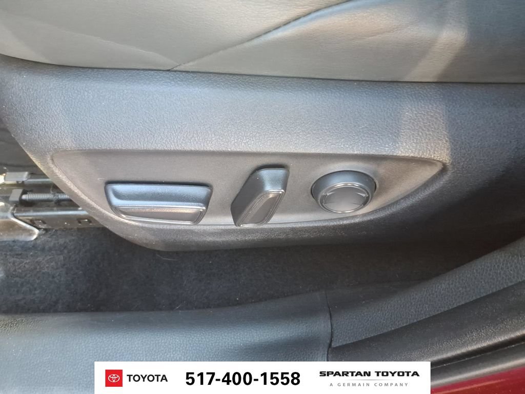 Used 2023 Toyota RAV4 Adventure AWD/4WD image 14