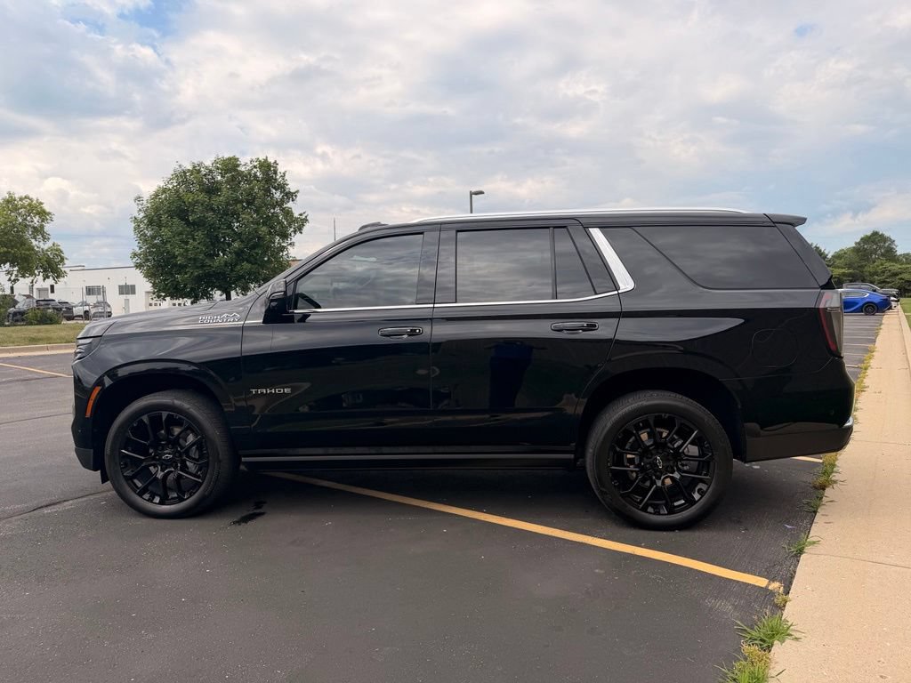 Certified 2025 Chevrolet Tahoe High Country AWD/4WD image 5