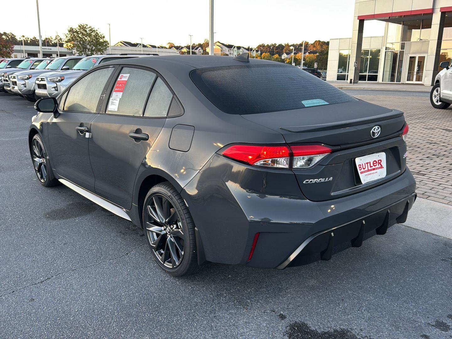 New 2026 Toyota Corolla SE image 3