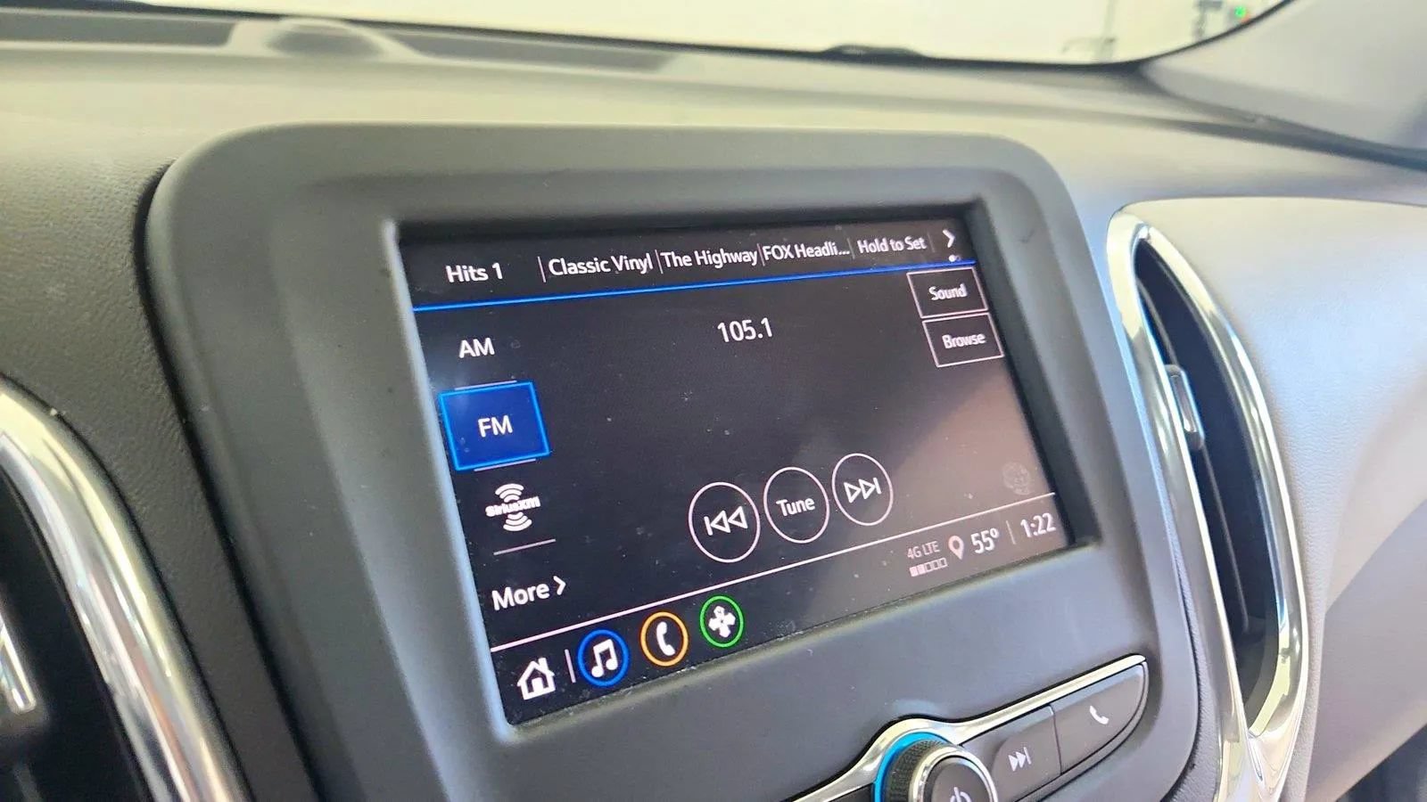 Used 2023 Chevrolet Equinox LS FWD image 19