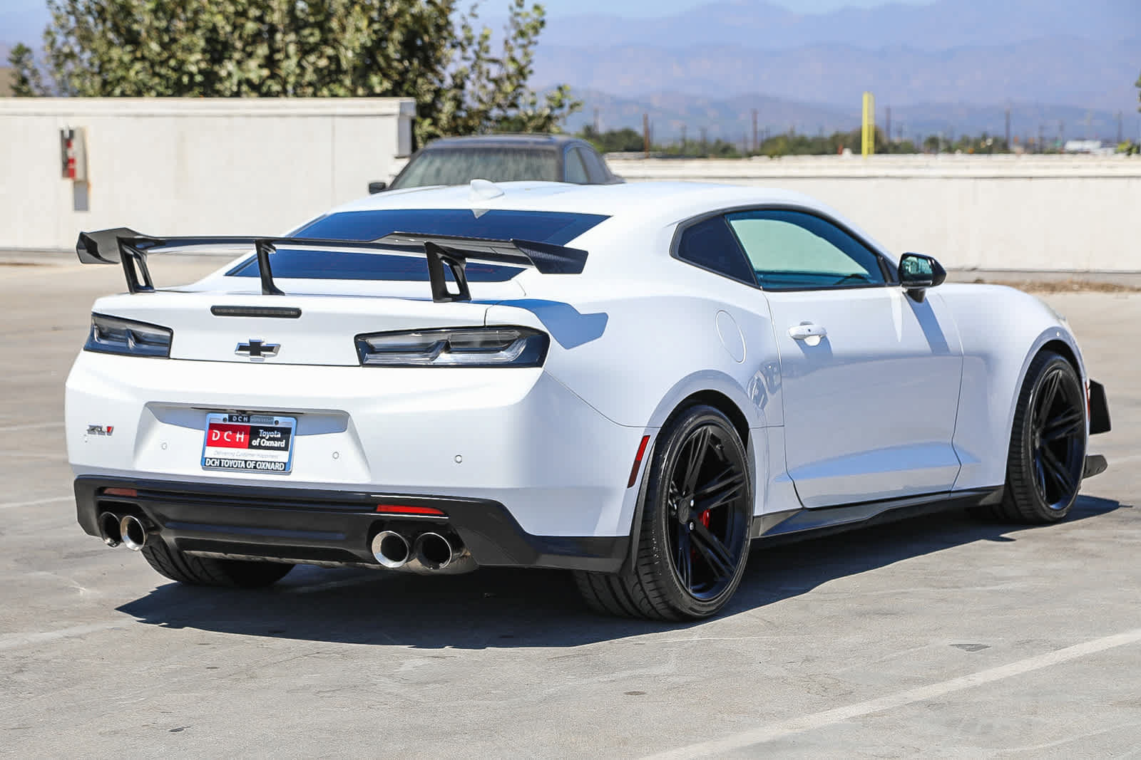 Used 2018 Chevrolet Camaro ZL1 RWD image 5