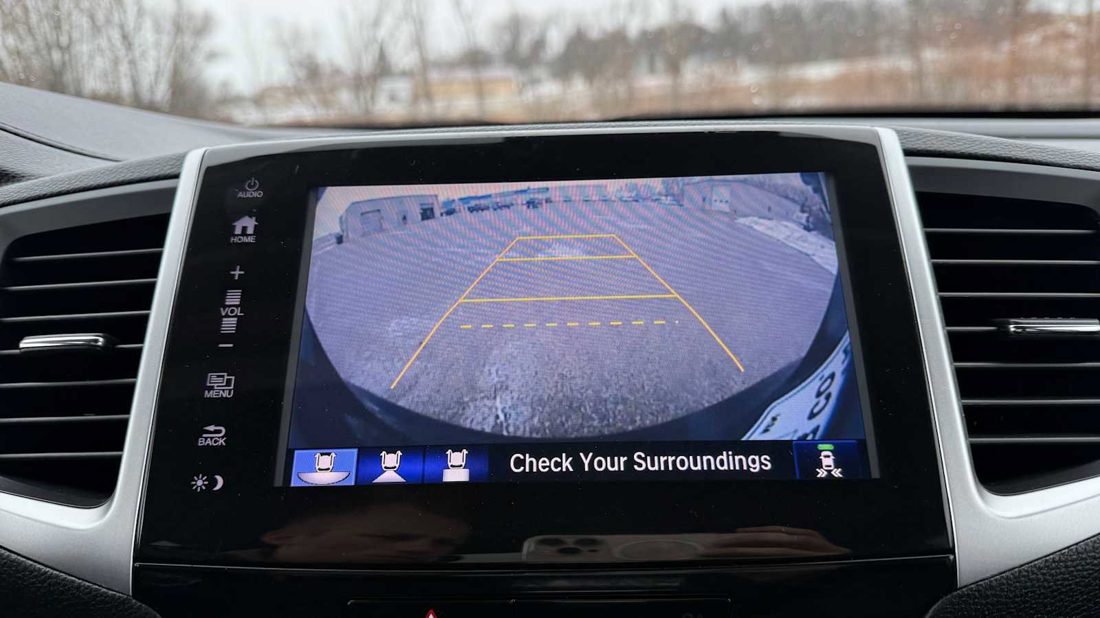 Used 2017 Honda Pilot Elite image 24