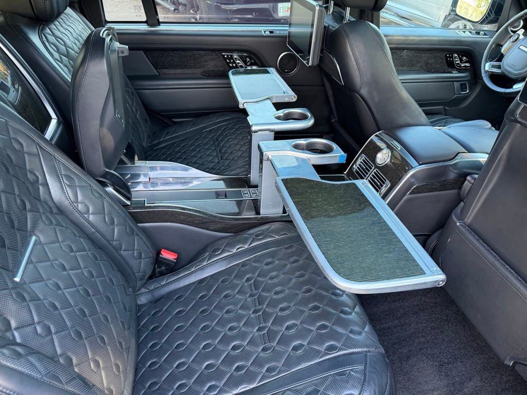 Used 2021 Land Rover Range Rover SV Autobiography Dynamic image 38