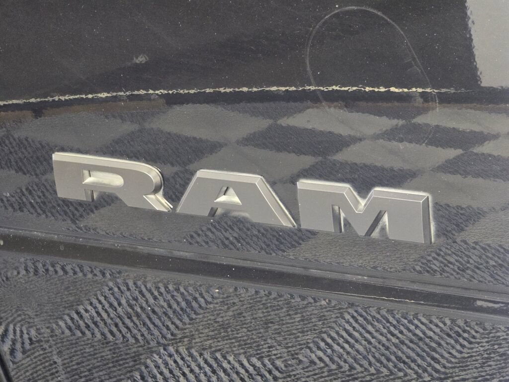 Used 2024 RAM 2500 Limited AWD/4WD image 11