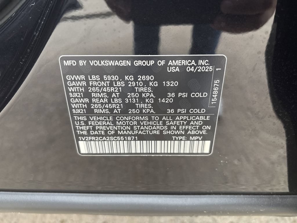 Used 2025 Volkswagen Atlas SEL Premium R-Line AWD/4WD image 27
