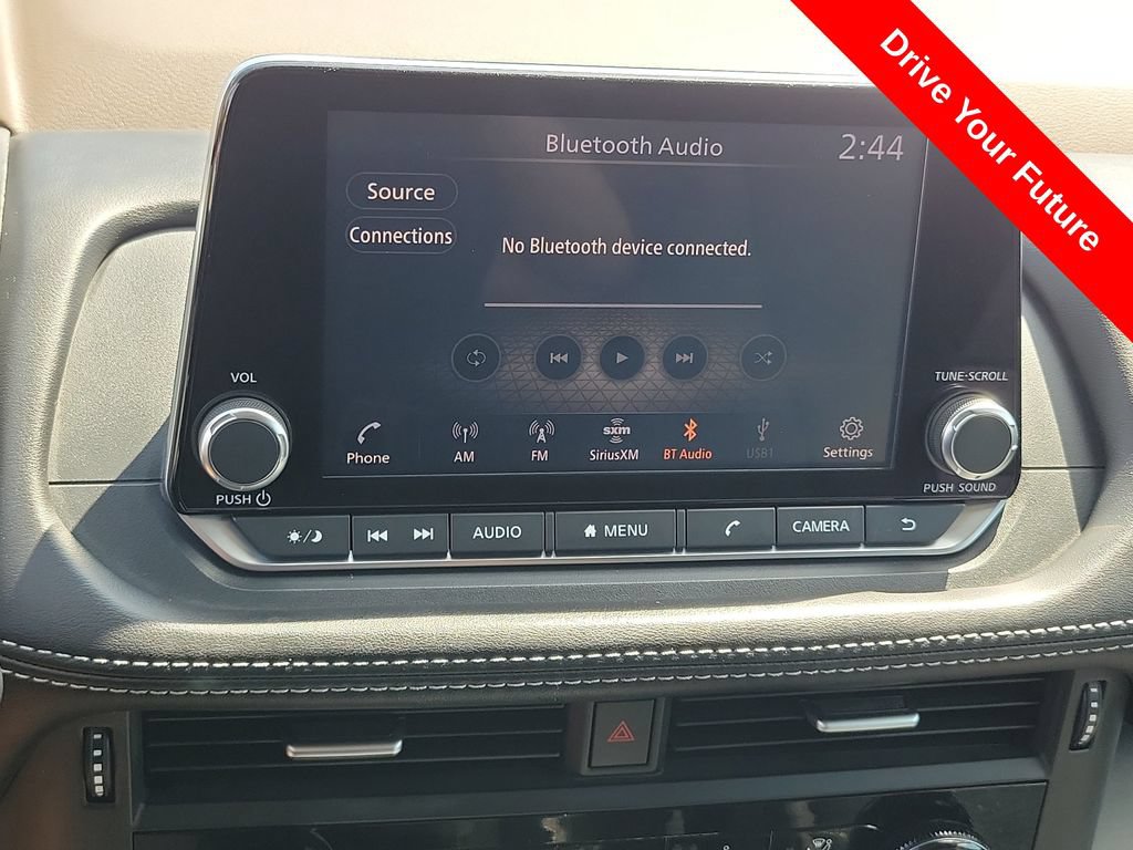 Used 2021 Nissan Rogue S FWD image 11