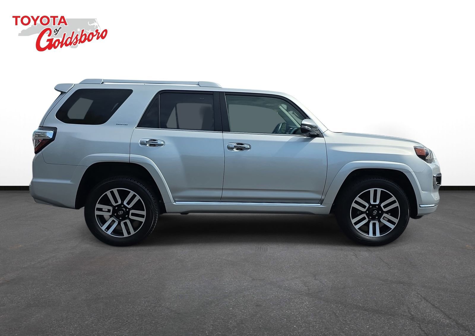 Used 2024 Toyota 4Runner Limited image 4