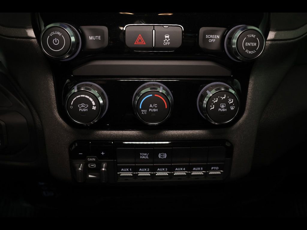 New 2026 RAM 4500 Tradesman AWD/4WD image 19