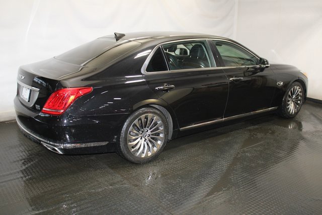 Used 2019 Genesis G90 3.3T Premium image 4