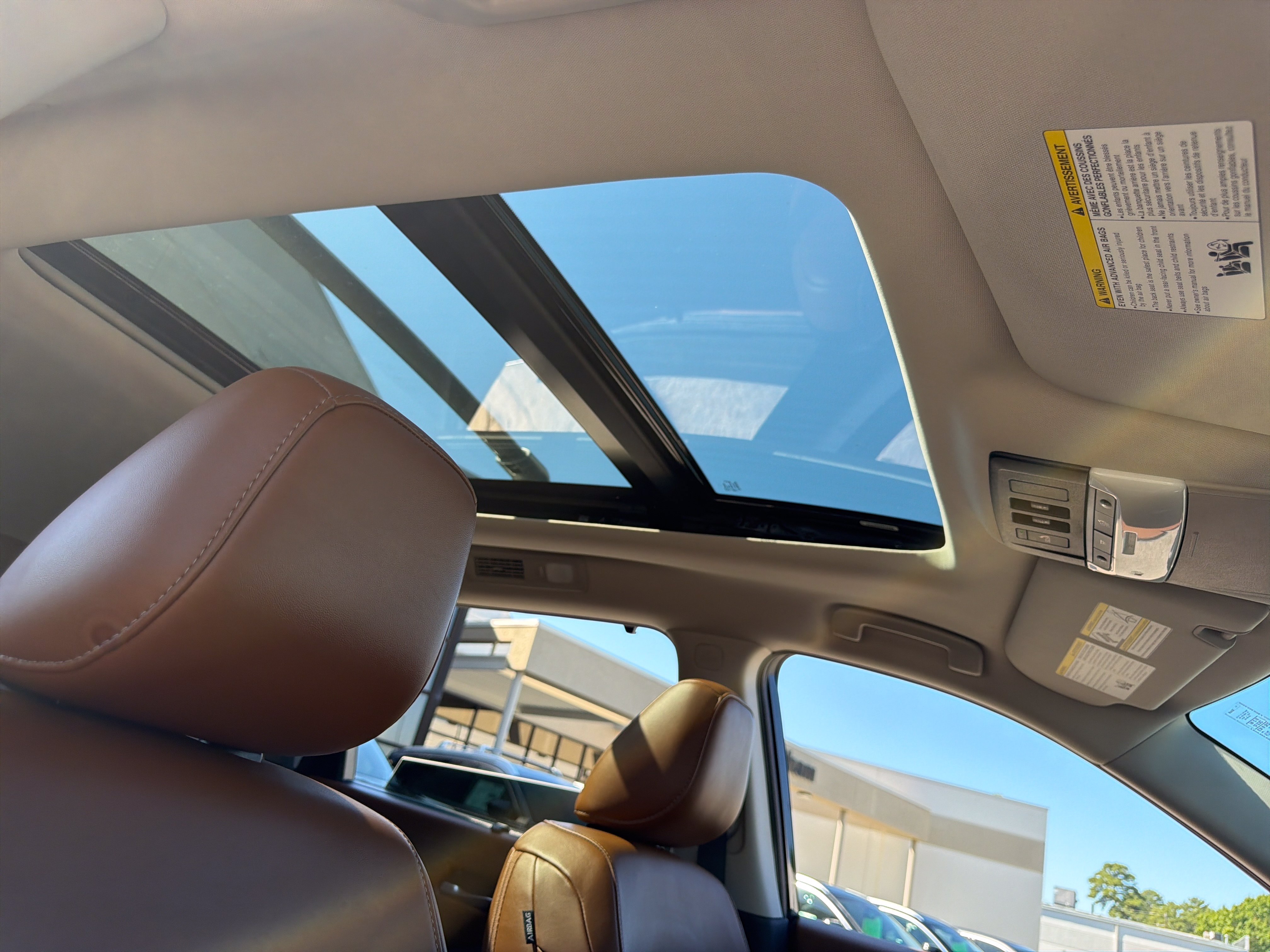 Used 2025 Nissan Pathfinder Platinum w/ Cargo Package FWD image 10