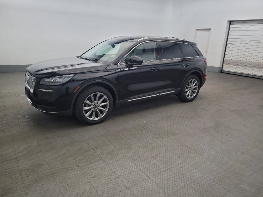 Used 2022 Lincoln Corsair AWD w/ Premium Package image 2
