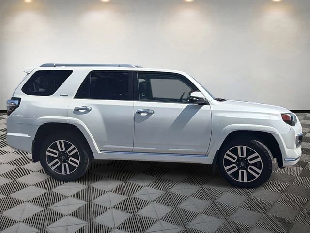 Used 2018 Toyota 4Runner Limited AWD/4WD image 4
