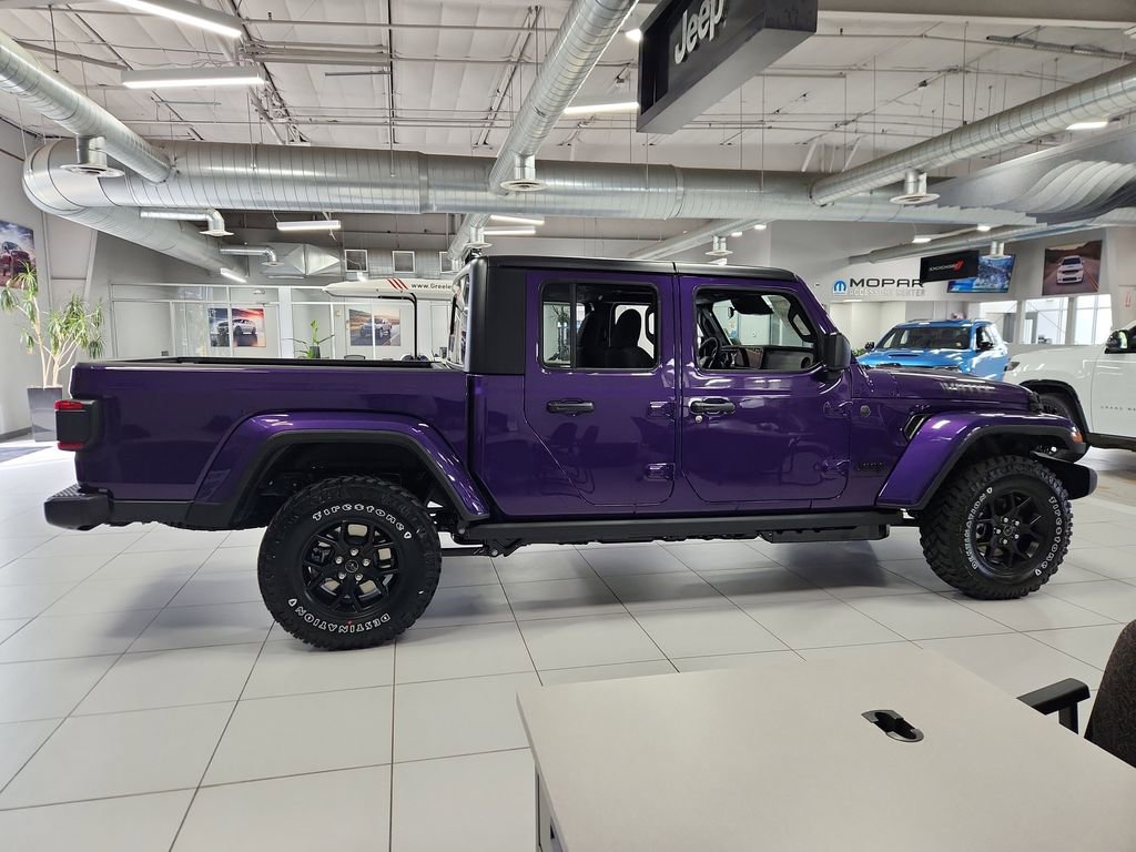 New 2026 Jeep Gladiator Willys AWD/4WD image 2