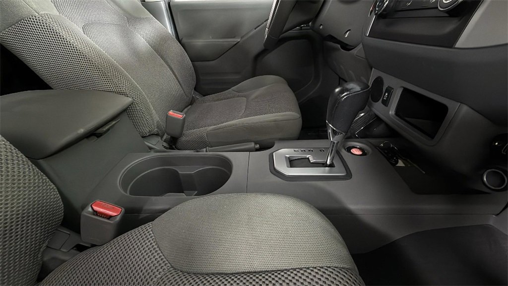 Used 2020 Nissan Frontier SV image 27