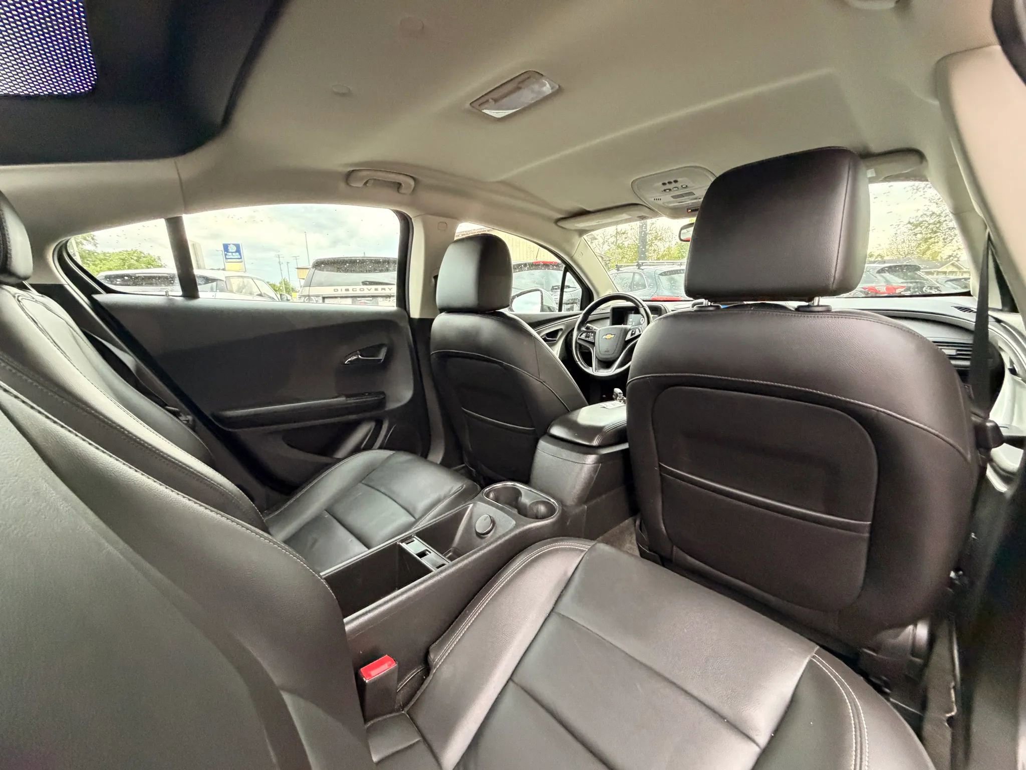 Used 2015 Chevrolet Volt Premium w/ Premium Trim Package FWD image 23