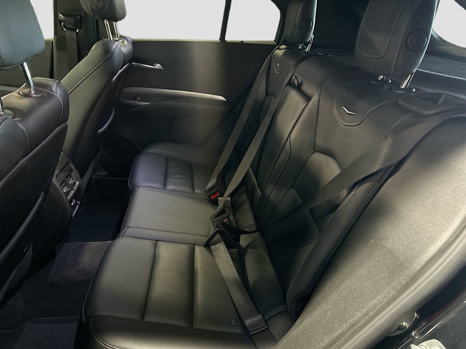 Used 2024 Cadillac XT4 Premium Luxury w/ Technology Package image 26