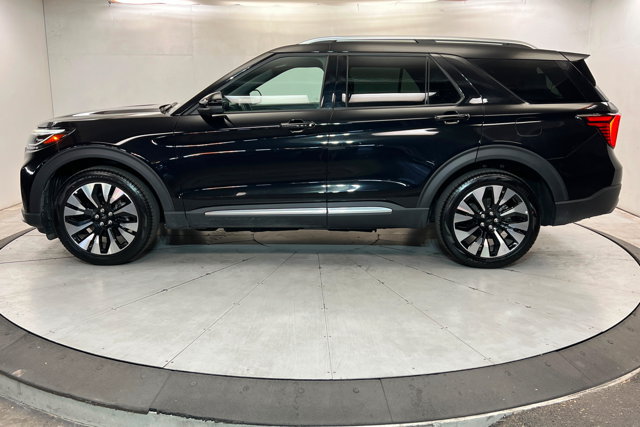Used 2025 Ford Explorer Platinum w/ LUX Leather Package AWD/4WD image 2
