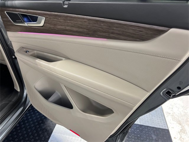 Certified 2024 Volkswagen Atlas SEL Premium R-Line image 14