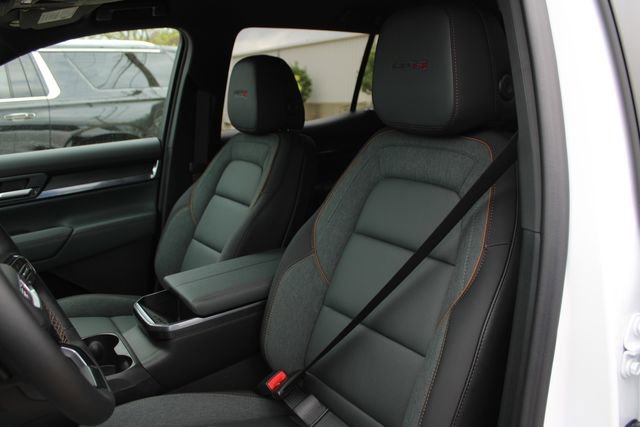 New 2026 GMC Terrain AT4 AWD/4WD image 18