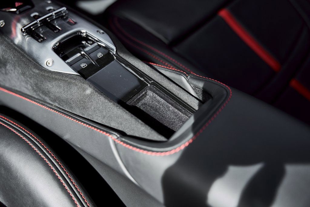 Used 2021 Ferrari SF90 Stradale image 59