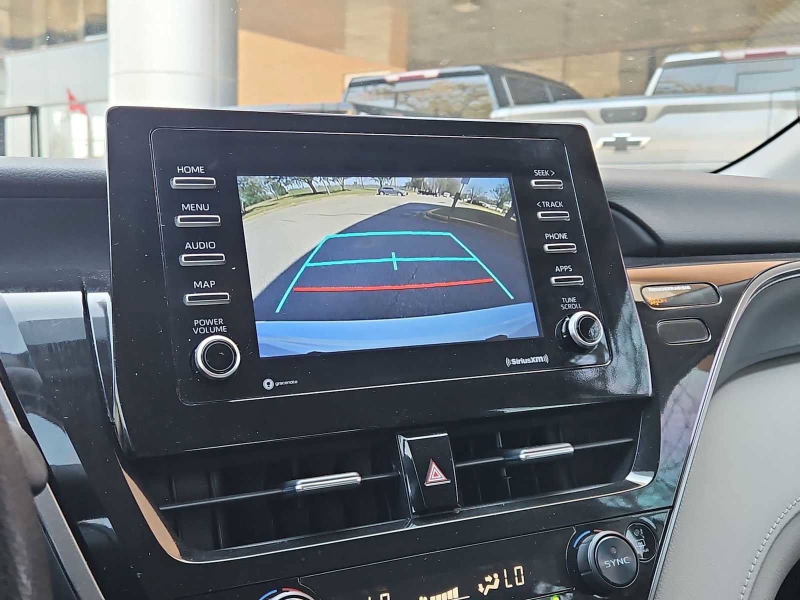 Used 2022 Toyota Camry LE image 29