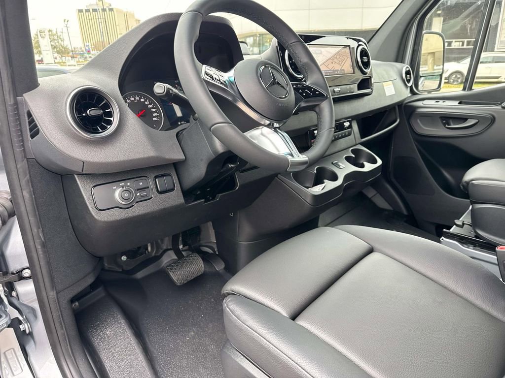 New 2026 Mercedes-Benz Sprinter 2500 image 9
