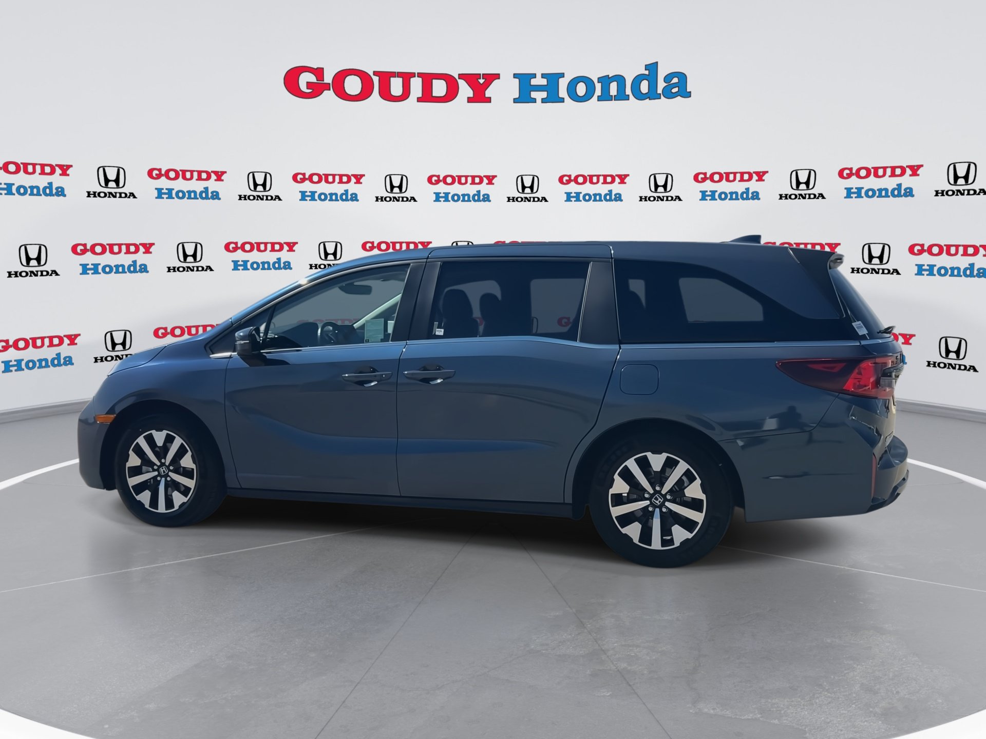 Certified 2025 Honda Odyssey EX-L image 6