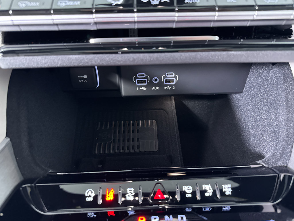 New 2026 Jeep Grand Wagoneer Limited AWD/4WD image 38