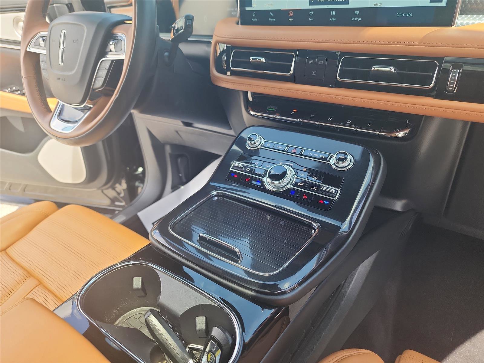 Certified 2023 Lincoln Nautilus Black Label image 29