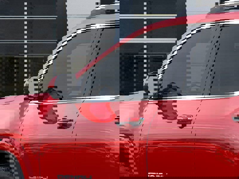 New 2026 GMC Terrain Denali w/ LPO, Floor Liner Package image 23