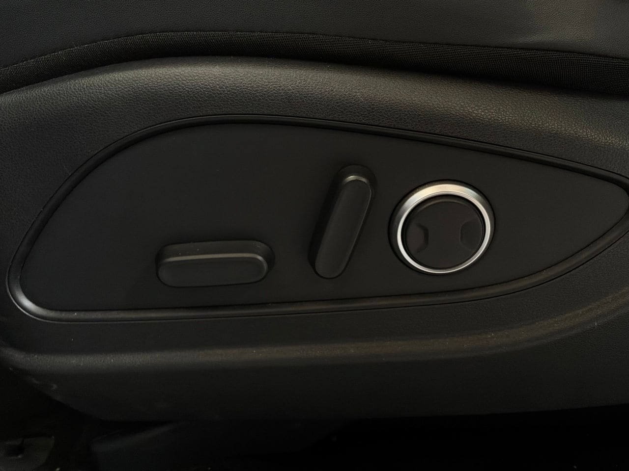 Used 2026 Hyundai Palisade SEL FWD image 11