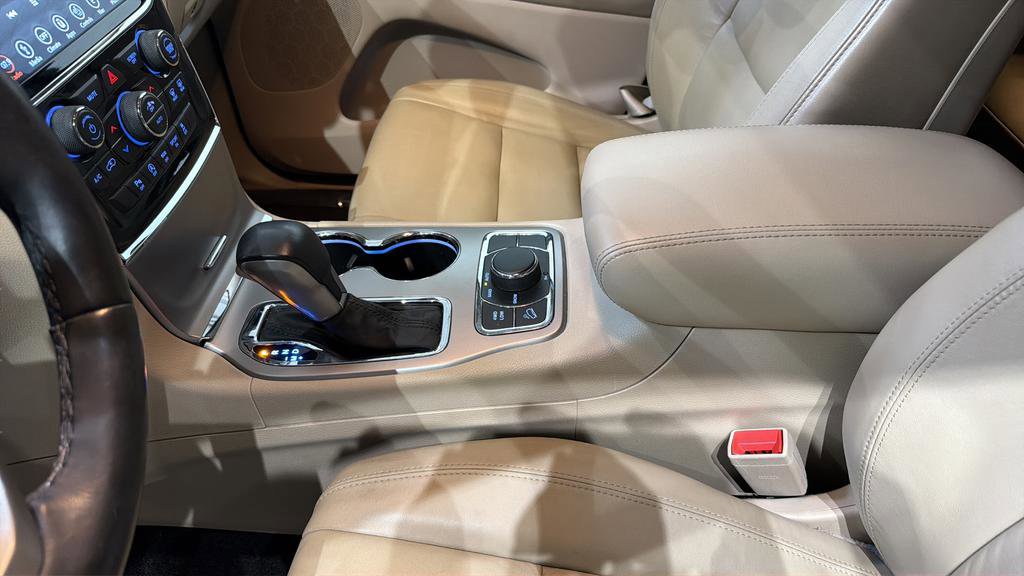 Used 2019 Jeep Grand Cherokee Limited w/ Mopar Chrome Edition Group image 25