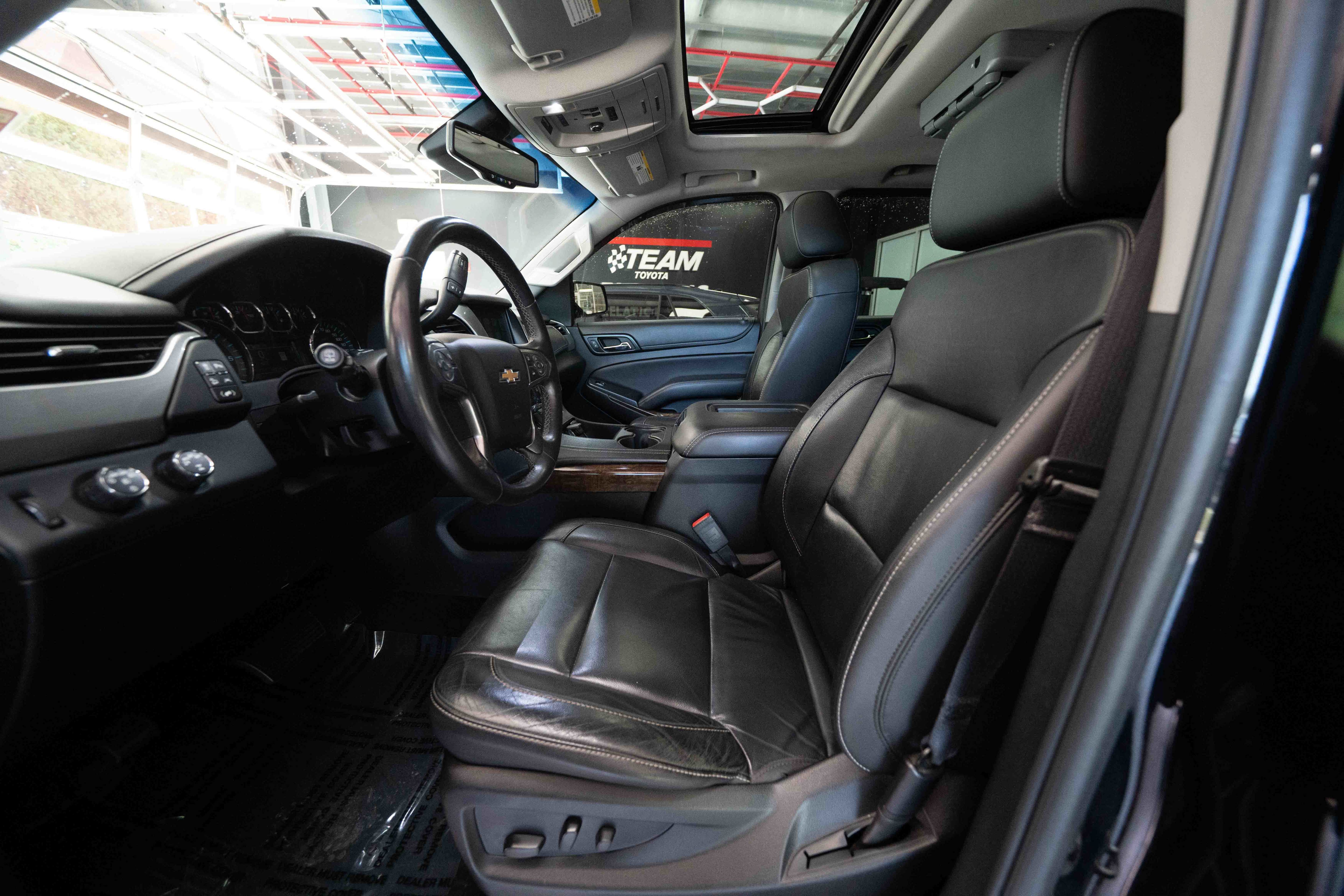 Used 2018 Chevrolet Tahoe LT w/ Z71 Midnight Edition AWD/4WD image 9