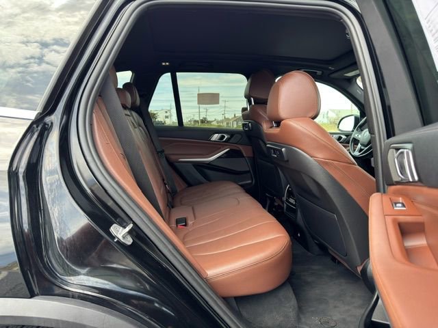 Used 2021 BMW X5 xDrive40i w/ Premium Package AWD/4WD image 18