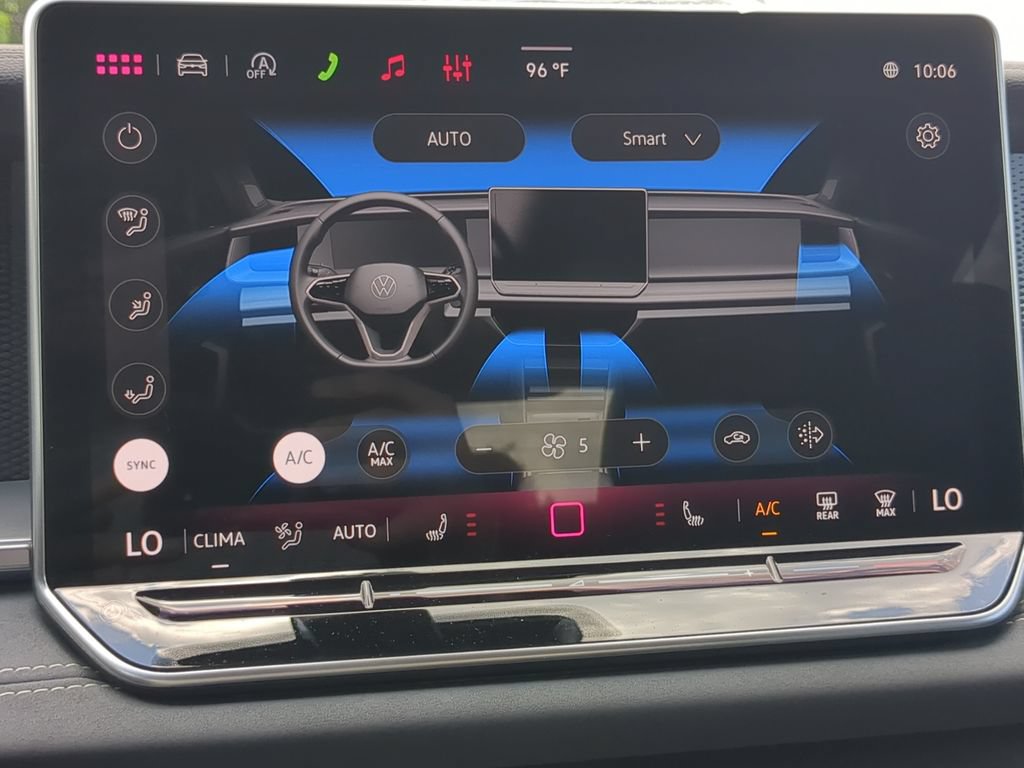 New 2026 Volkswagen Tiguan SE R-Line FWD image 21