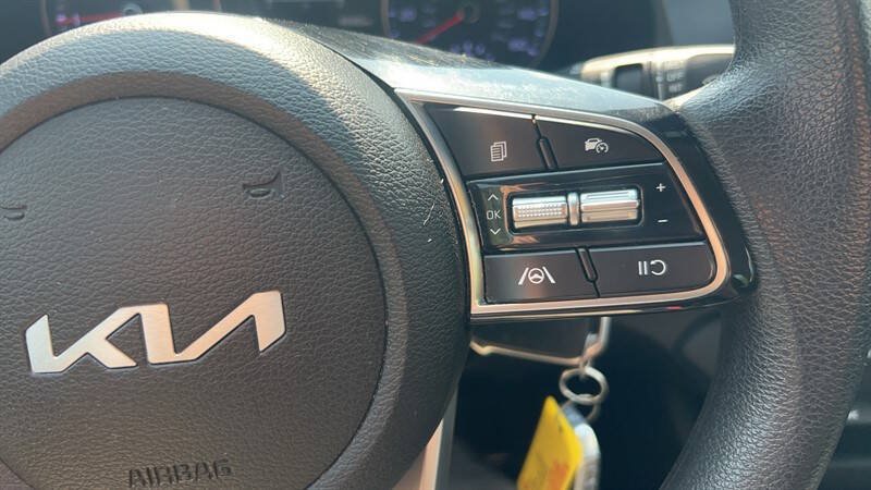 Used 2024 Kia Forte LXS FWD image 18