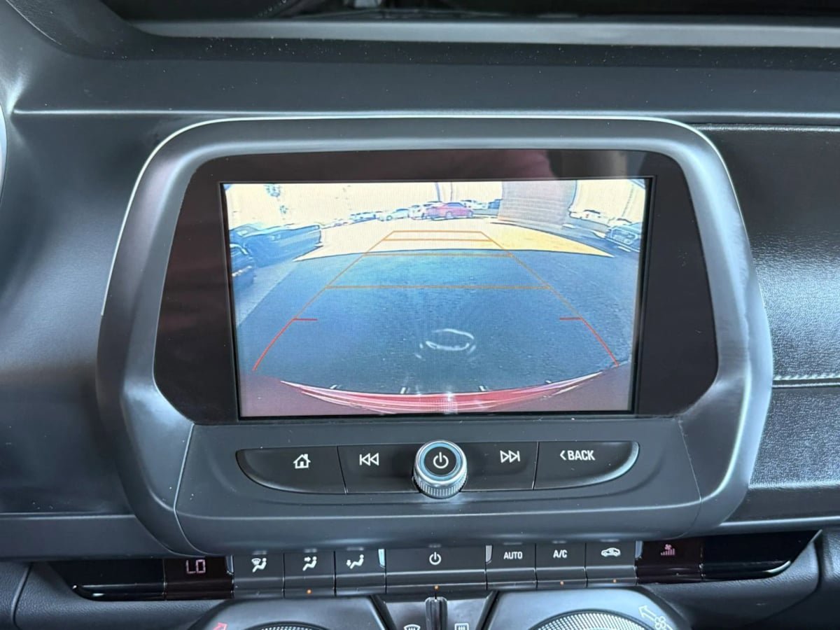 Used 2018 Chevrolet Camaro SS RWD image 52