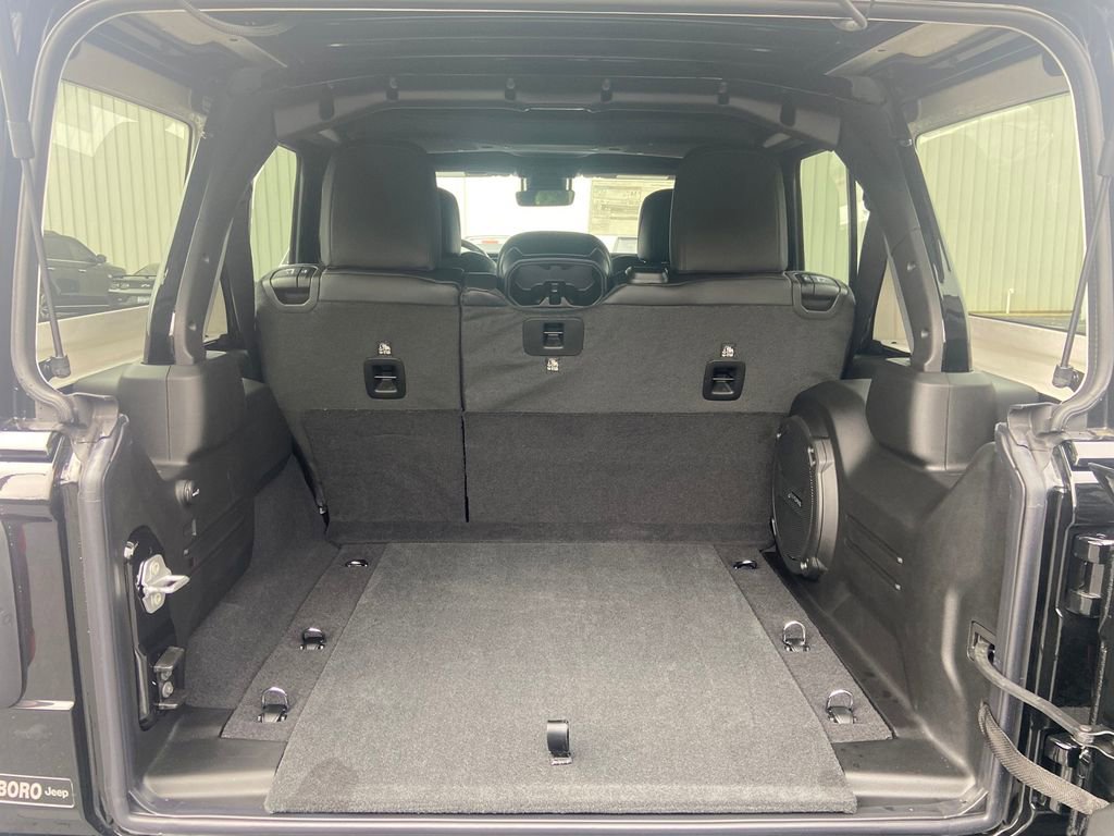 New 2026 Jeep Wrangler Unlimited Rubicon 392 image 9