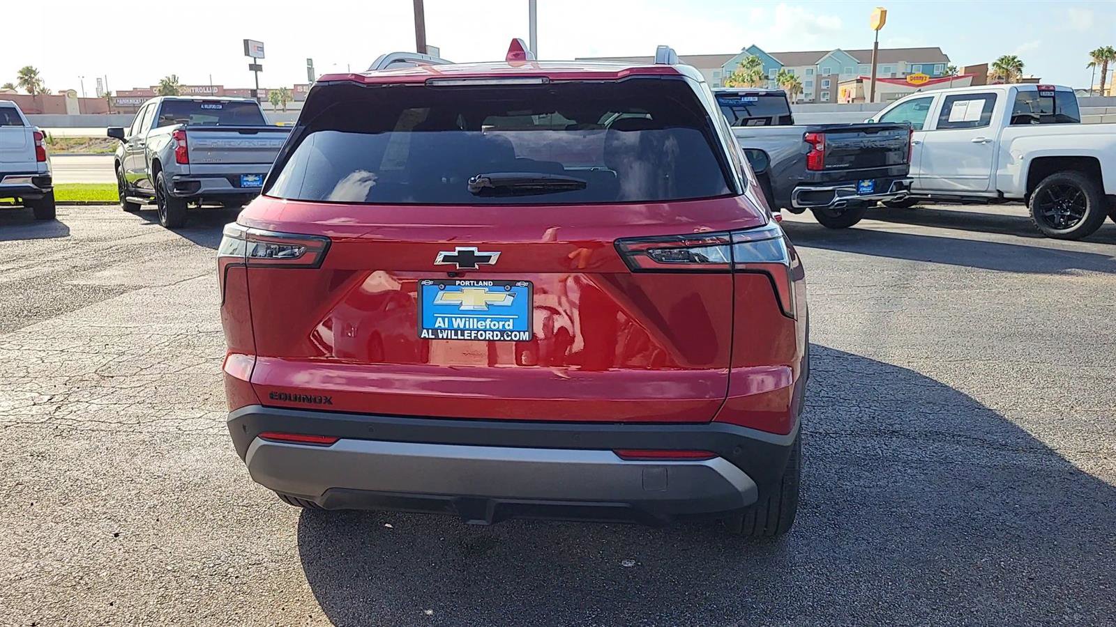 New 2025 Chevrolet Equinox LT w/ Midnight Edition image 7