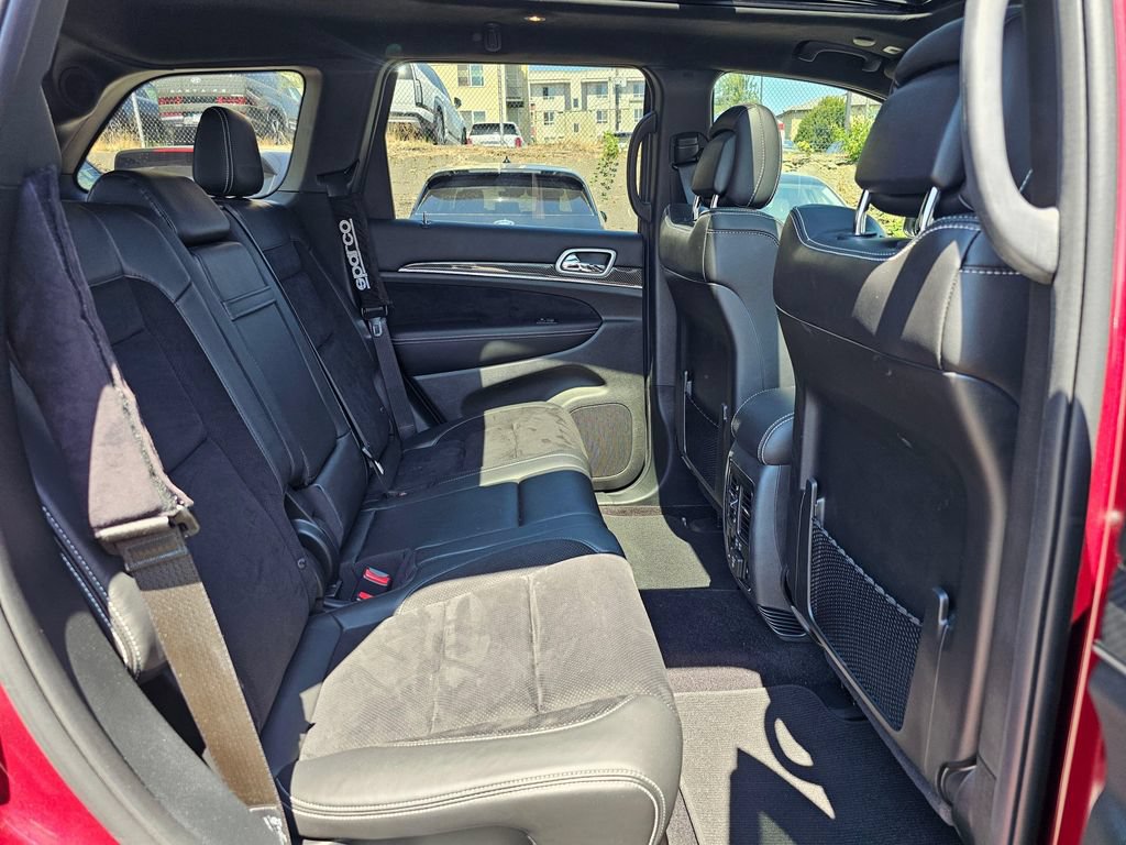 Used 2018 Jeep Grand Cherokee SRT w/ Trailer Tow Group IV AWD/4WD image 13