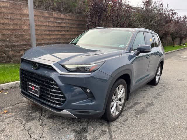 Used 2024 Toyota Grand Highlander AWD image 1