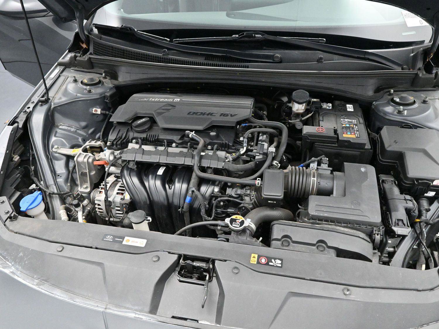 Used 2023 Hyundai Elantra SEL image 30