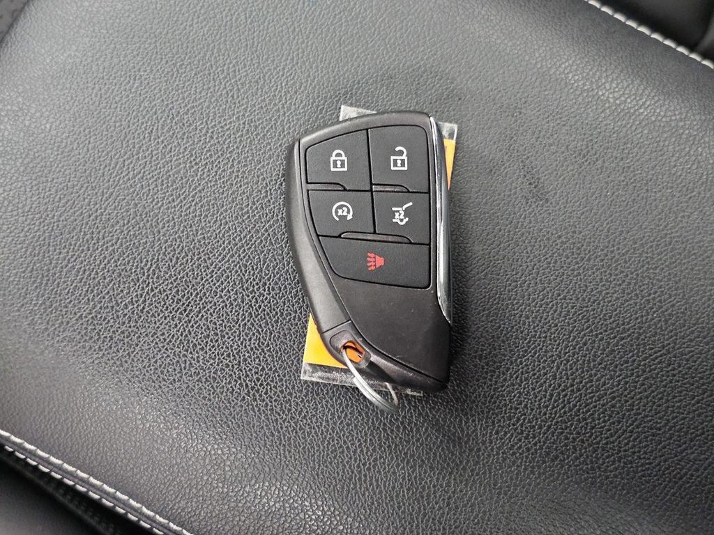 Used 2024 Chevrolet Blazer EV LT AWD/4WD image 36
