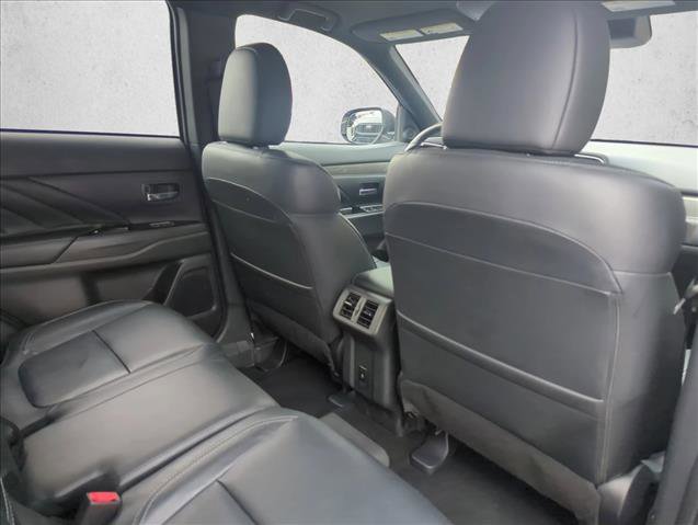 Used 2020 Mitsubishi Outlander SEL image 24