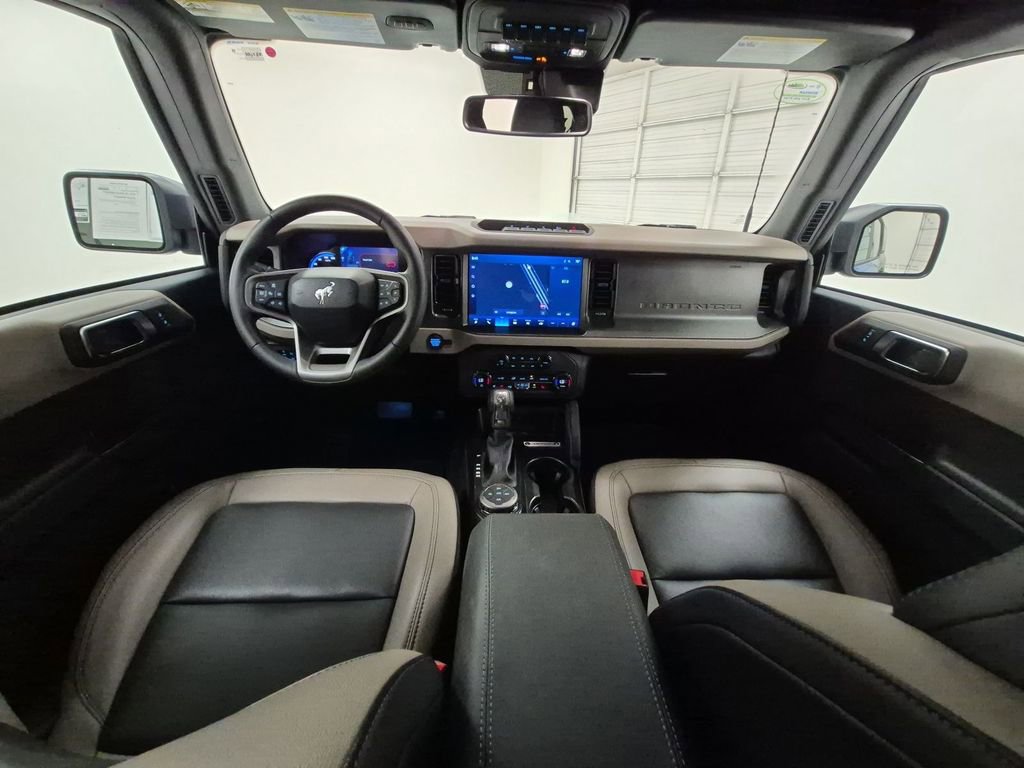 Used 2024 Ford Bronco Wildtrak image 21