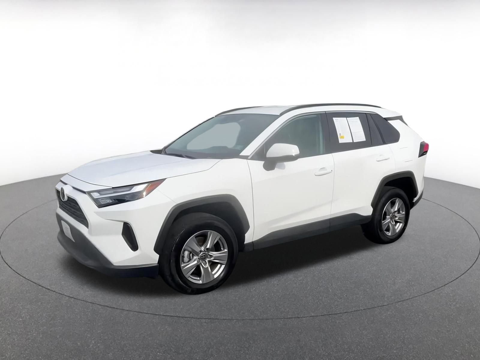 Used 2025 Toyota RAV4 XLE image 7