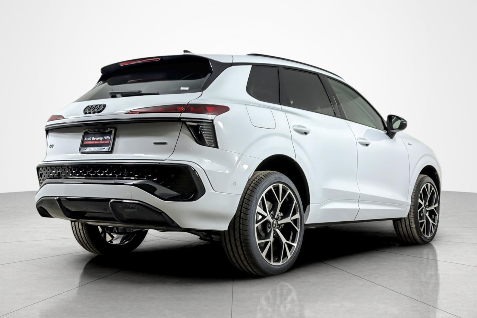 New 2026 Audi Q3 quattro 2.0T AWD/4WD image 6