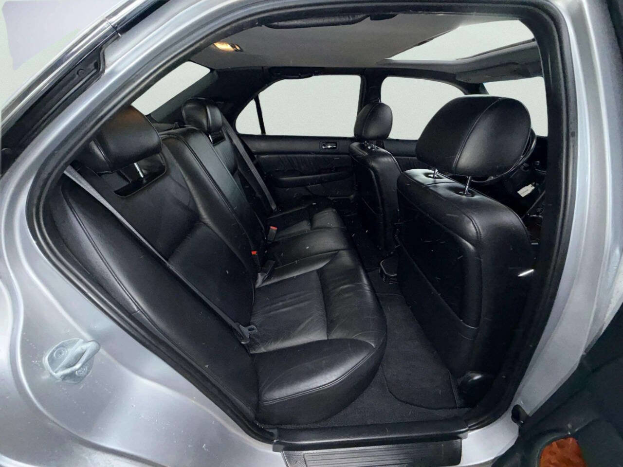 Used 2002 Acura RL image 27